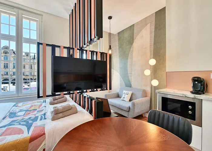 Le Art Deco